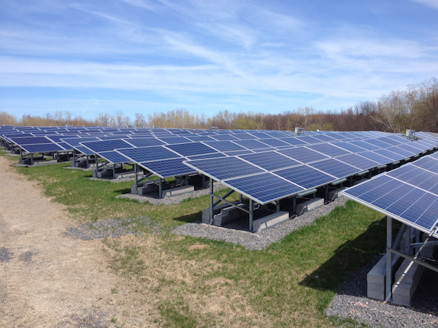 sistemas fotovoltaicos em solo